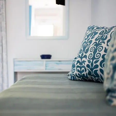 Daphne's Club Apartmanhotel