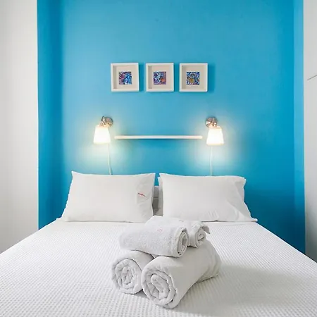 Daphne's Club غزيلوكاسترون