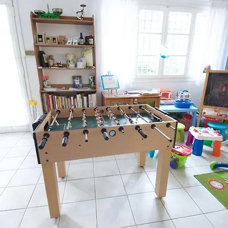 Daphne's Club Apartmanhotel 3*