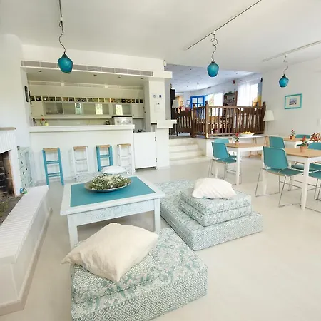 Daphne's Club Apartmanhotel Xilókasztro