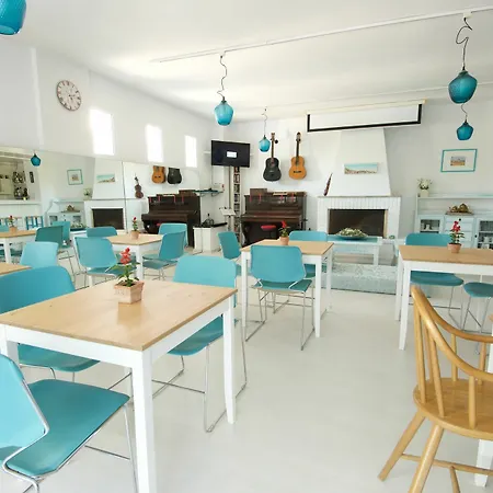 Daphne's Club 3* Xilókasztro