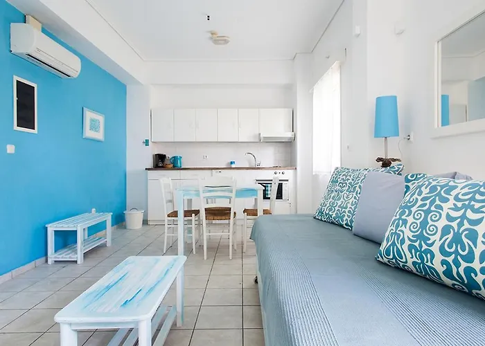 Daphne's Club Aparthotel 3*