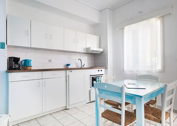 Daphne's Club מלון דירות 3*