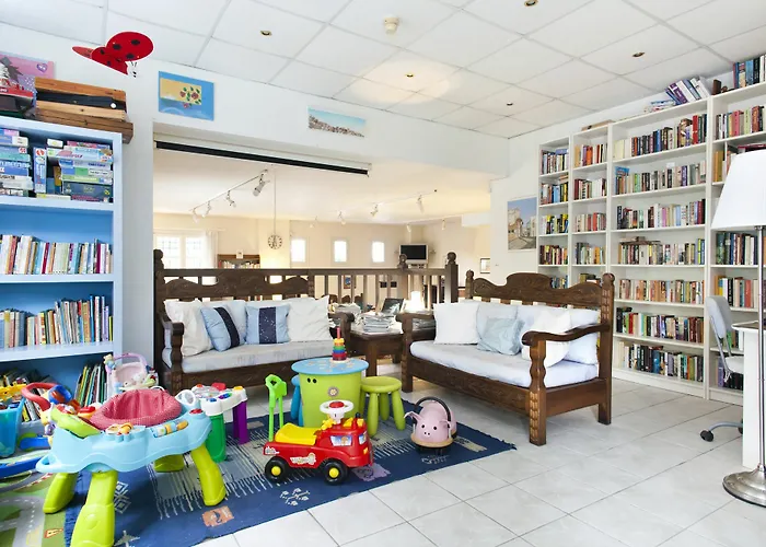 Daphne's Club 3* Xylokastro