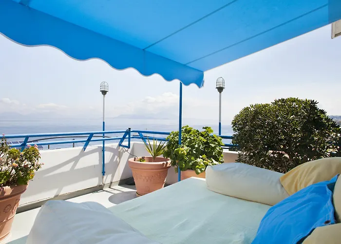 Aparthotel Daphne's Club 3*